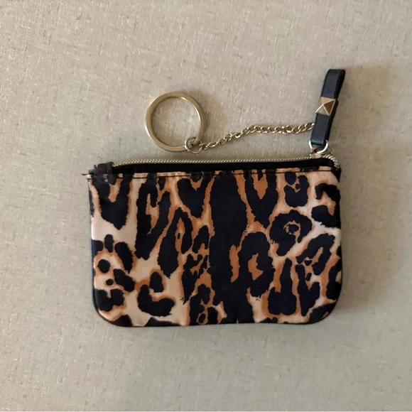 Victoria's Secret Cheetah print change wallet - Picture 3 of 5